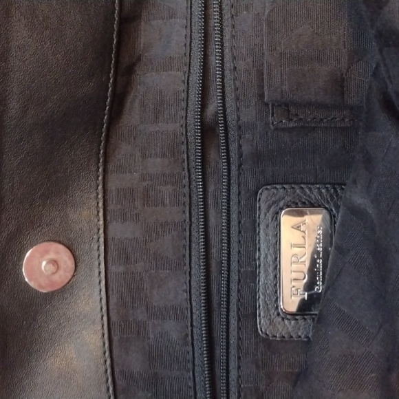 Furla - Picture 3 of 7